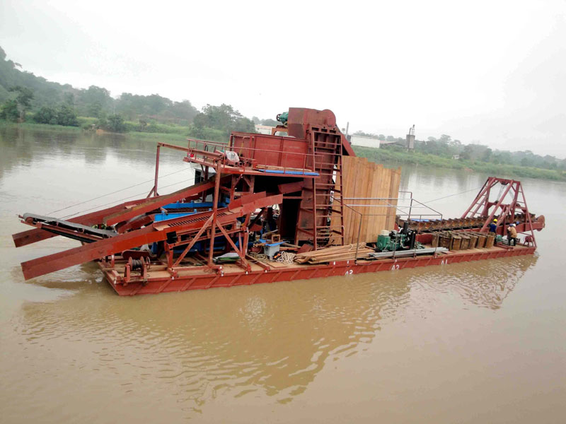 溜槽河沙沙金設備